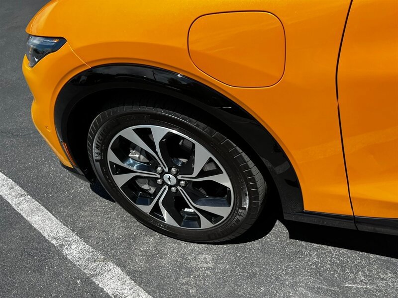 Used 2023 Ford Mustang Mach-E Premium AWD/4WD image 15