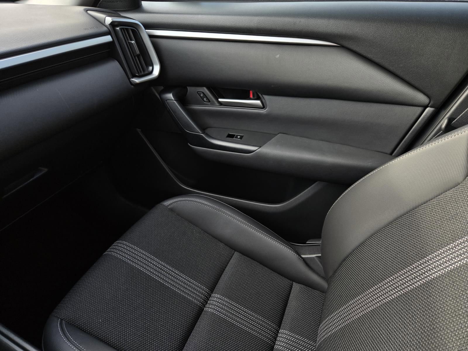 Certified 2025 MAZDA CX-50 AWD 2.5 S w/ Cargo Package image 32