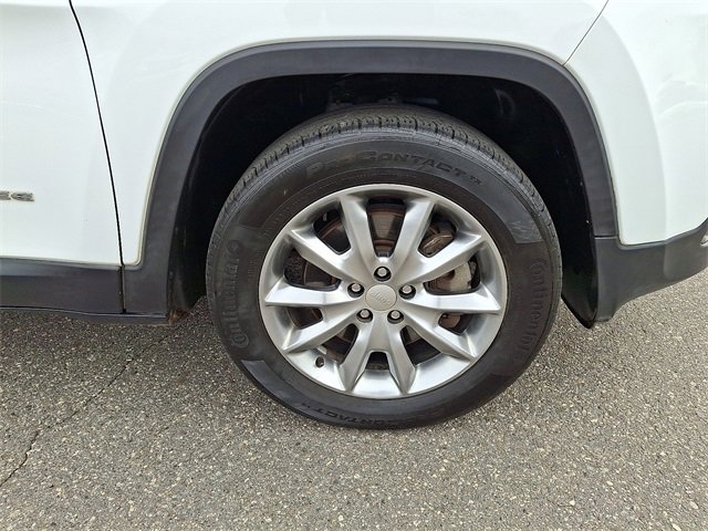 Used 2018 Jeep Cherokee Limited image 28