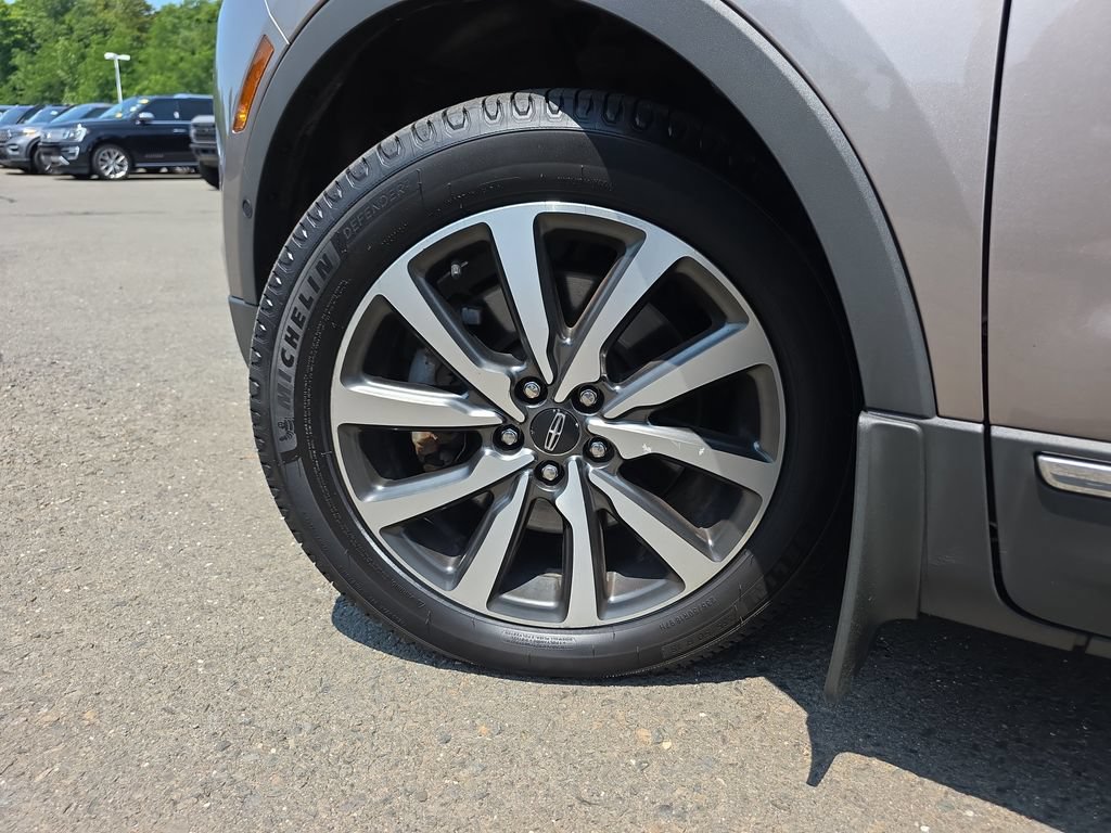 Used 2019 Lincoln MKC Reserve AWD/4WD image 13