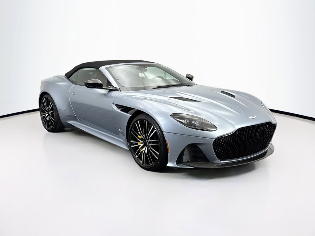 Used 2021 Aston Martin DBS Superleggera Volante image 11