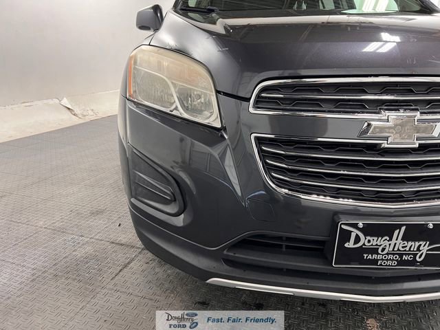 Used 2016 Chevrolet Trax LT w/ LT Convenience Package FWD image 9
