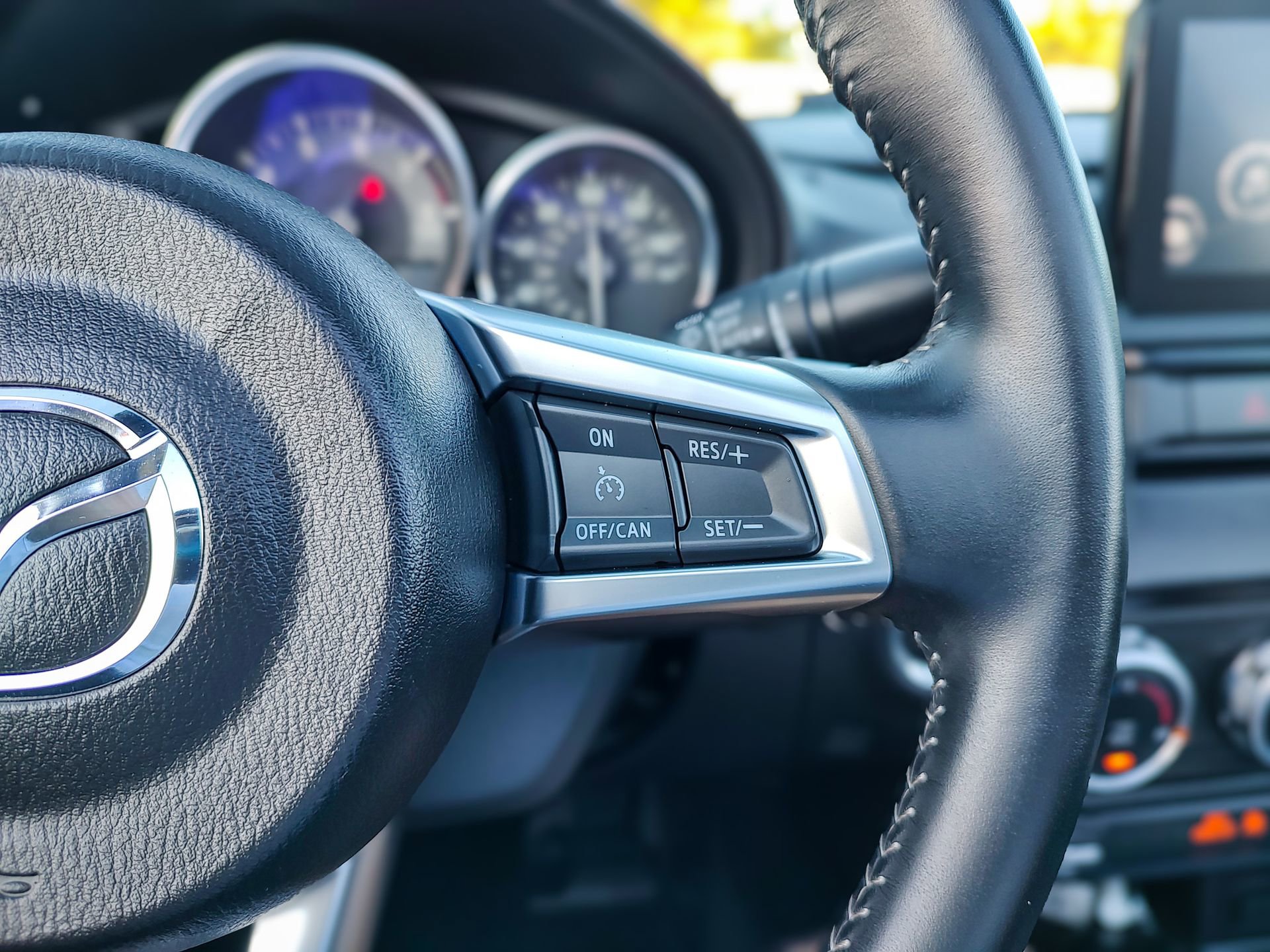 Used 2023 MAZDA MX-5 Miata Grand Touring w/ Weather Package image 19