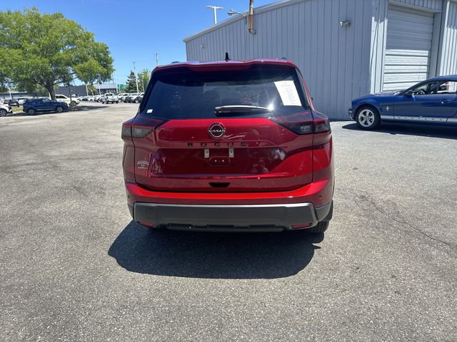 Used 2026 Nissan Rogue SV FWD image 6
