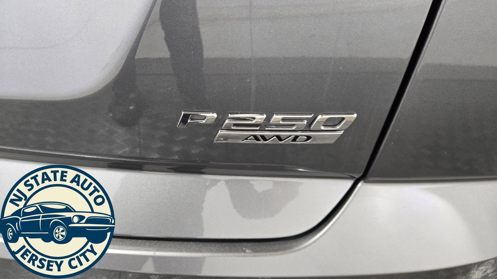 Used 2020 Jaguar E-PACE image 33