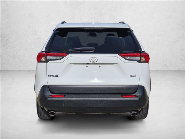 Used 2019 Toyota RAV4 XLE image 7
