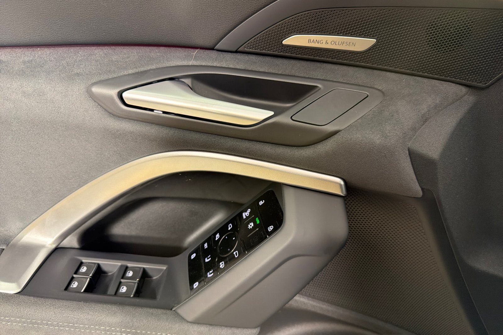 New 2026 Audi SQ5 Premium Plus AWD/4WD image 10