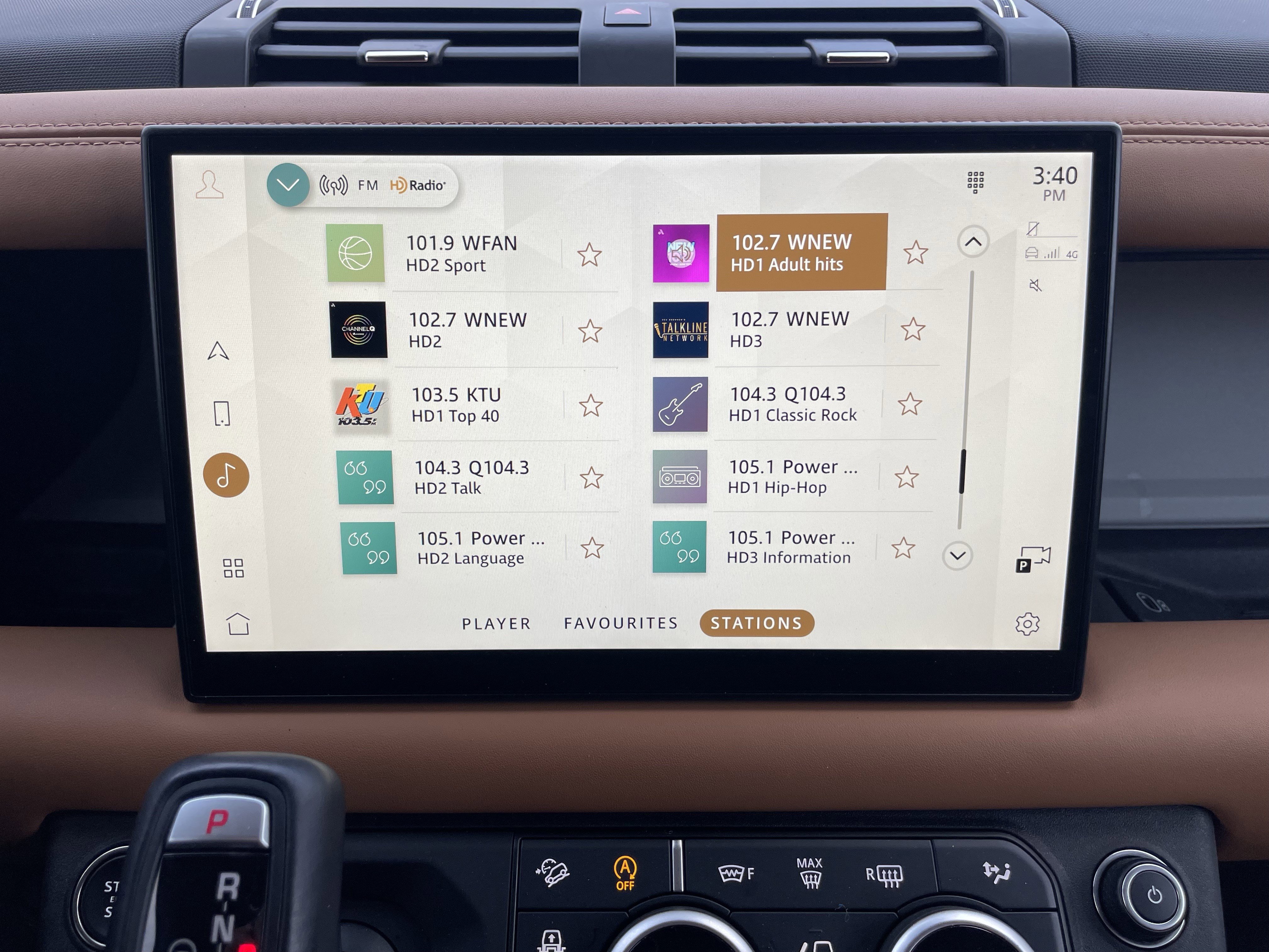 Used 2023 Land Rover Defender 130 First Edition image 29