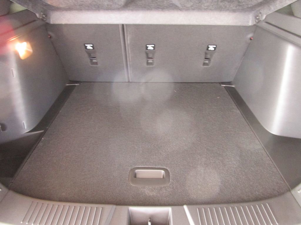 New 2026 Chevrolet Trax RS image 12