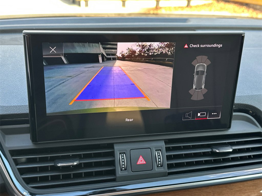 Used 2024 Audi Q5 e Premium image 23