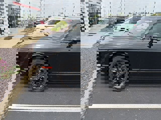 Used 2022 Dodge Challenger SXT w/ Blacktop Package RWD image 8