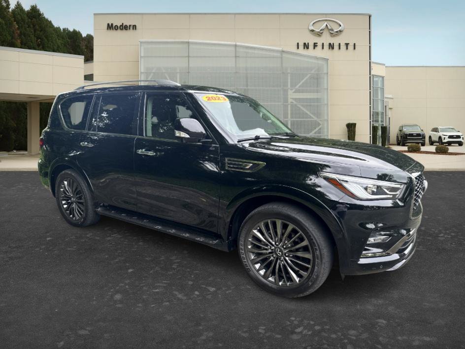 Certified 2023 INFINITI QX80 Premium Select w/ Cargo Package AWD/4WD image 3