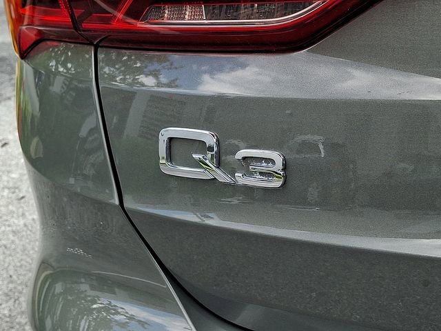 Used 2025 Audi Q3 2.0T Premium AWD/4WD image 29