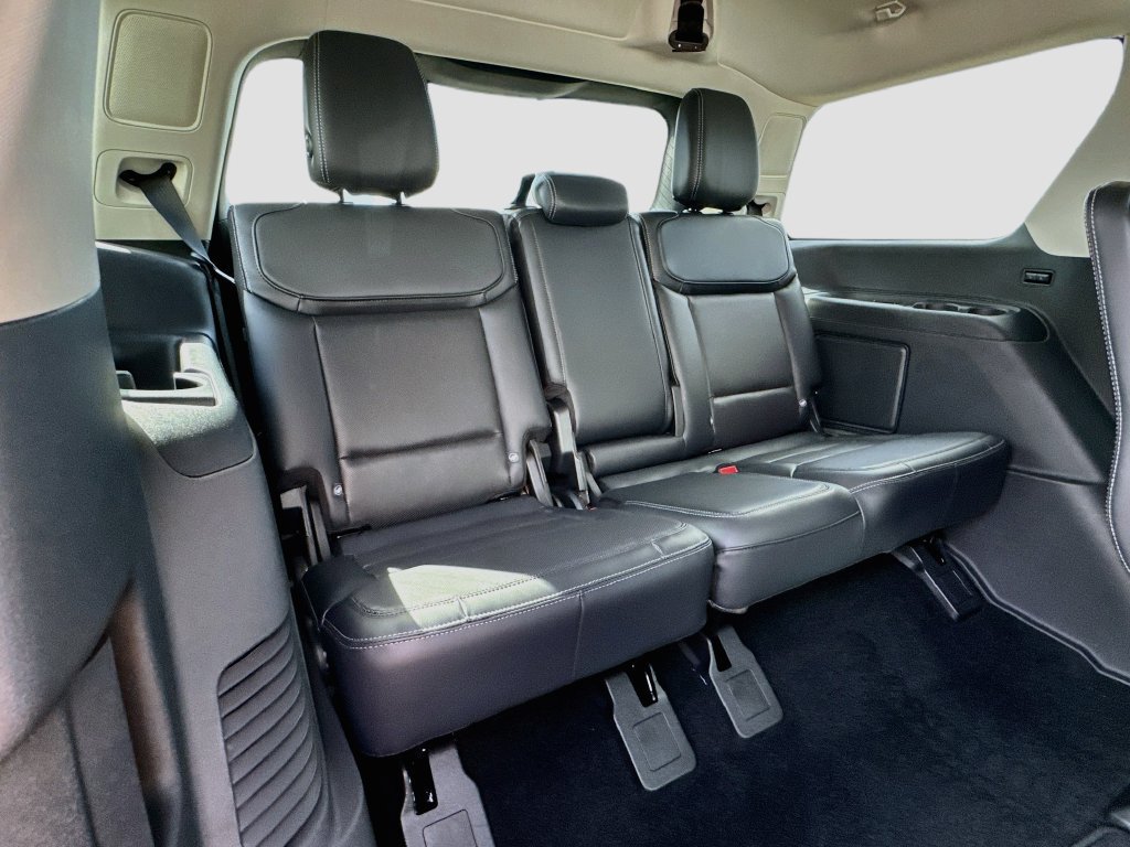 New 2027 Ford Expedition Platinum RWD image 28