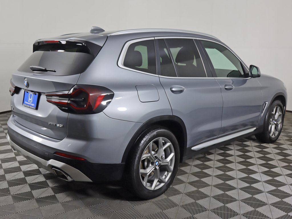 Used 2023 BMW X3 xDrive30i w/ Premium Package image 11