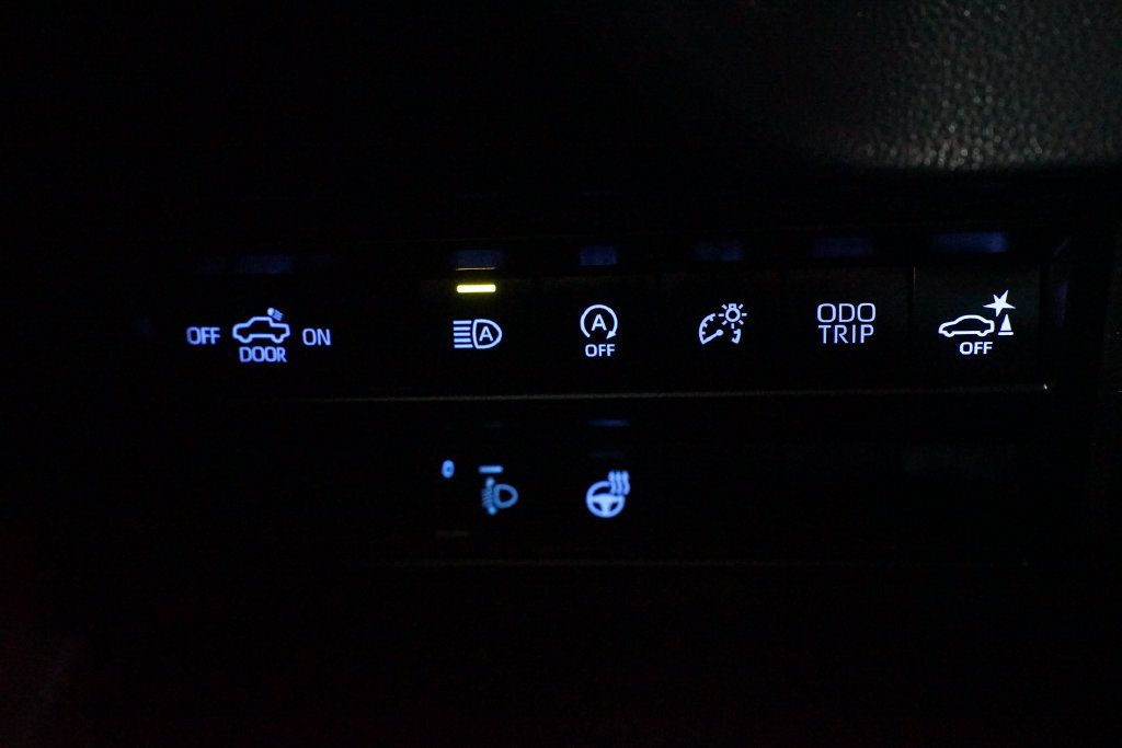 Used 2023 Toyota Tundra SR5 w/ SR5 Premium Package AWD/4WD image 25