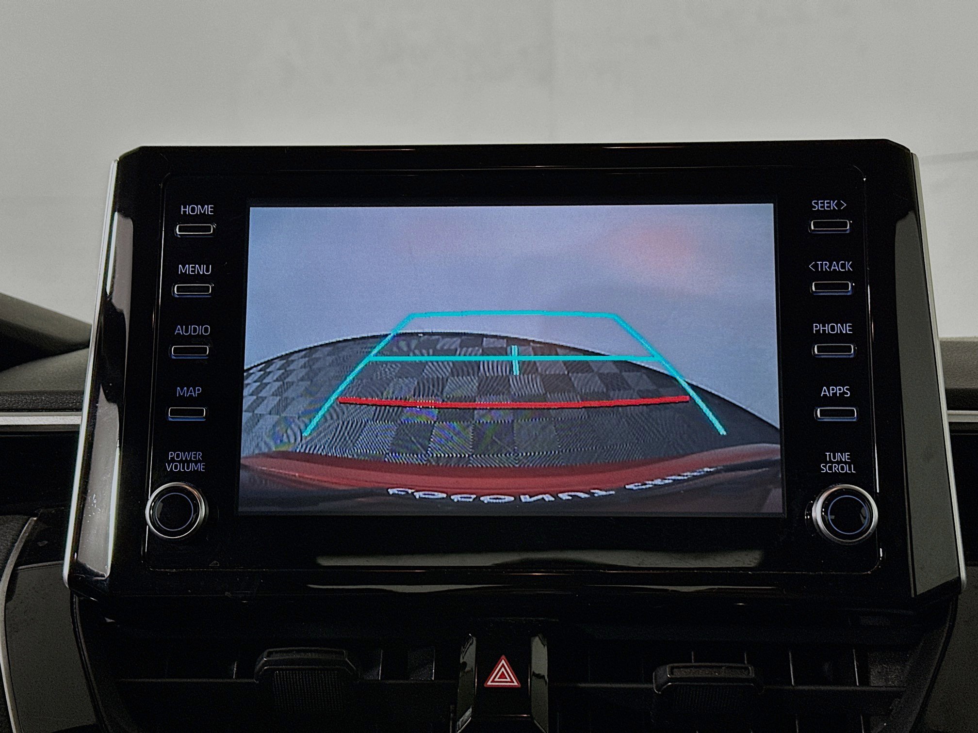 Used 2020 Toyota Corolla LE image 24