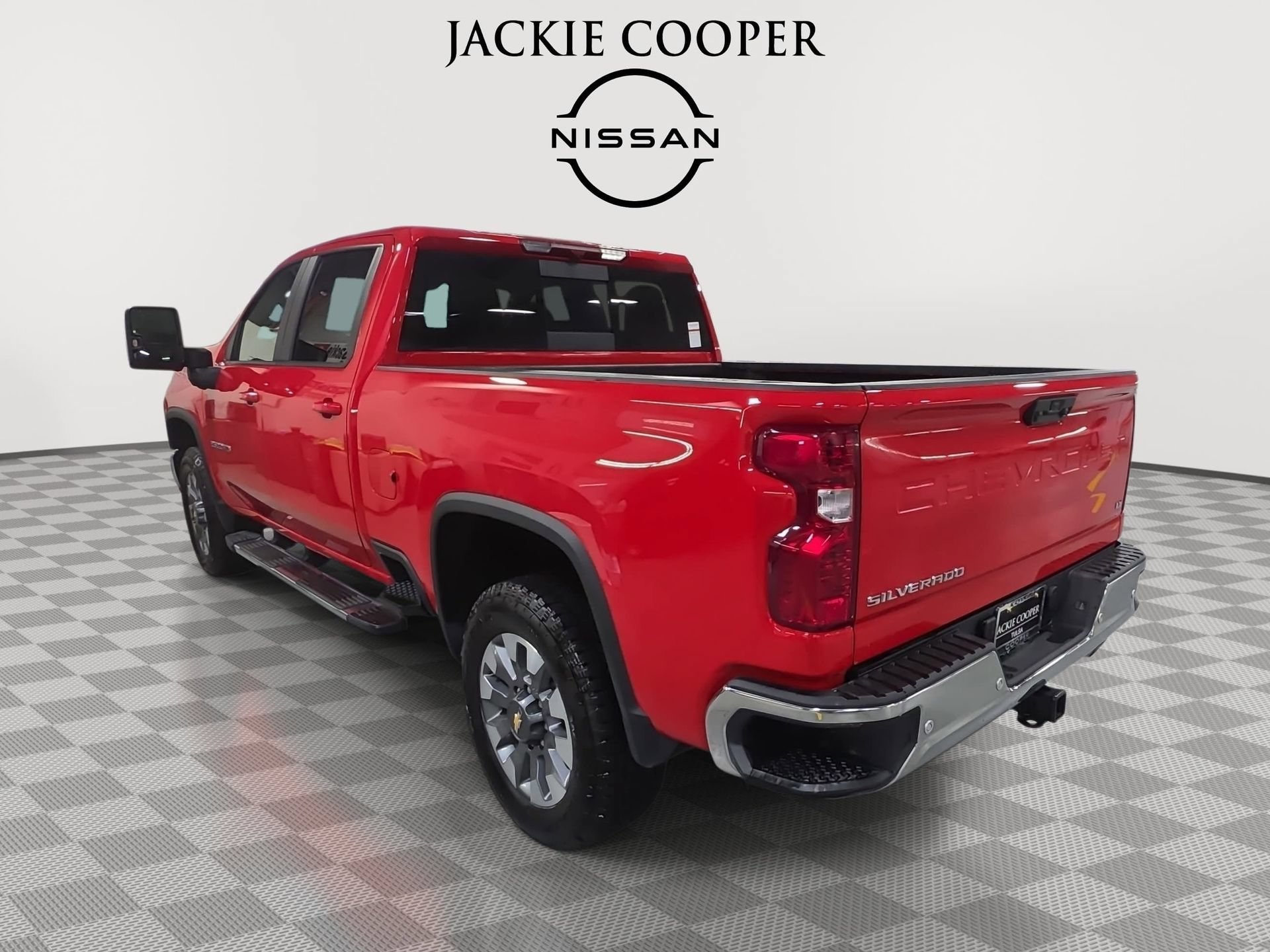 Used 2026 Chevrolet Silverado 2500 LT w/ Safety Package AWD/4WD image 7