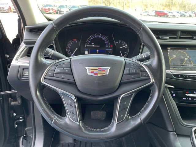Used 2019 Cadillac XT5 Premium Luxury image 11