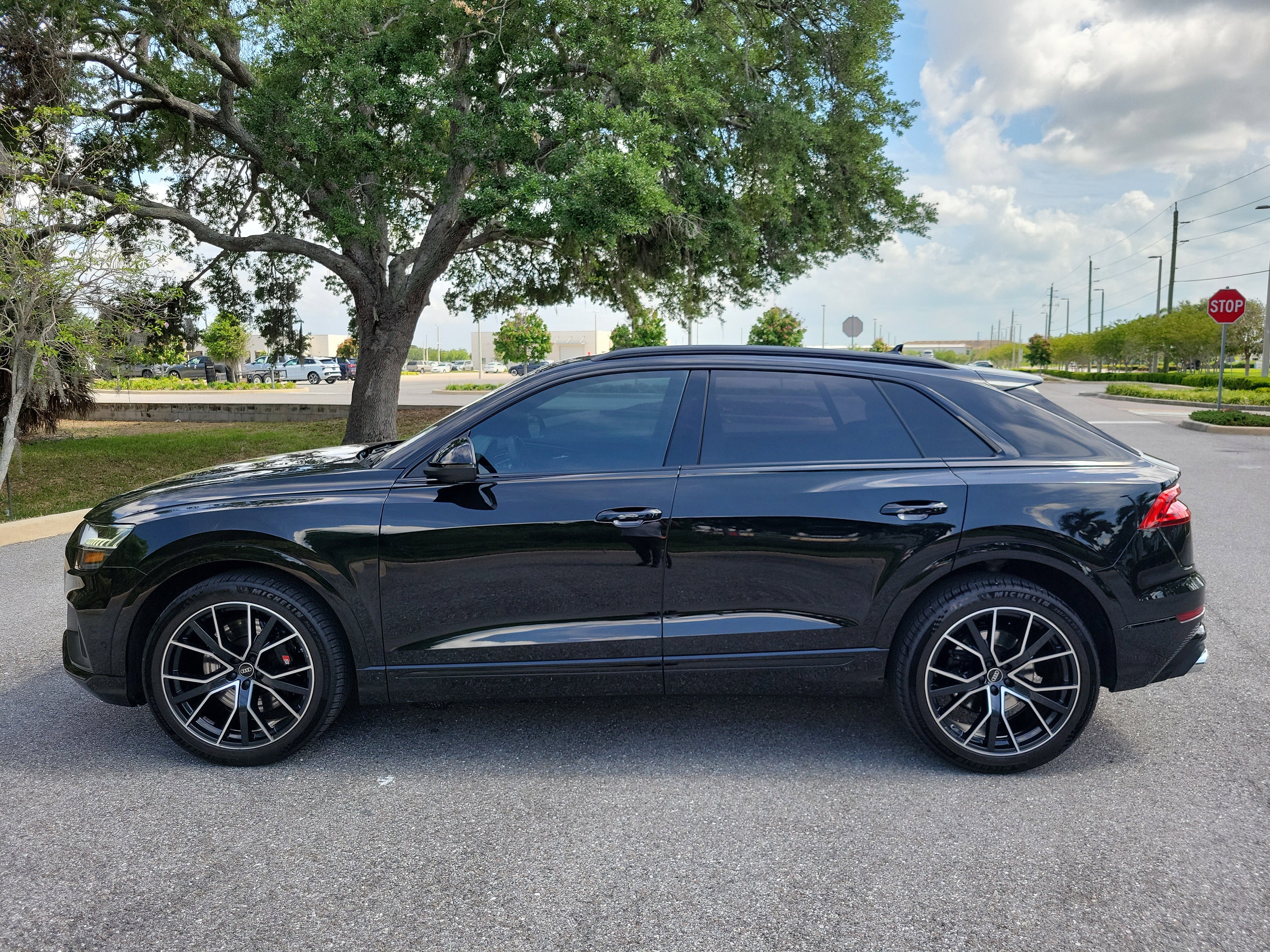 Used 2023 Audi SQ8 Prestige w/ Prestige Package image 7