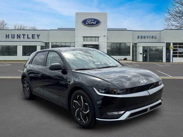 Used 2024 Hyundai Ioniq 5 SEL AWD/4WD image 3