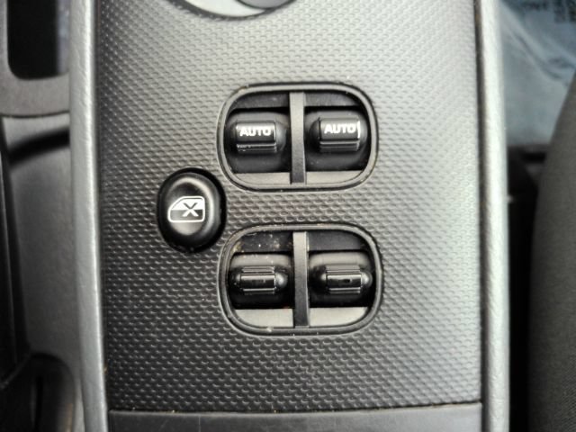 Used 2006 Jeep Liberty Sport RWD image 38