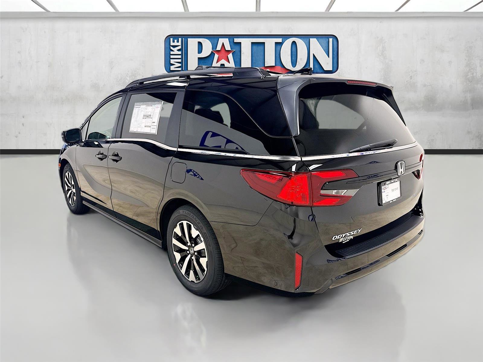 New 2026 Honda Odyssey EX-L image 5