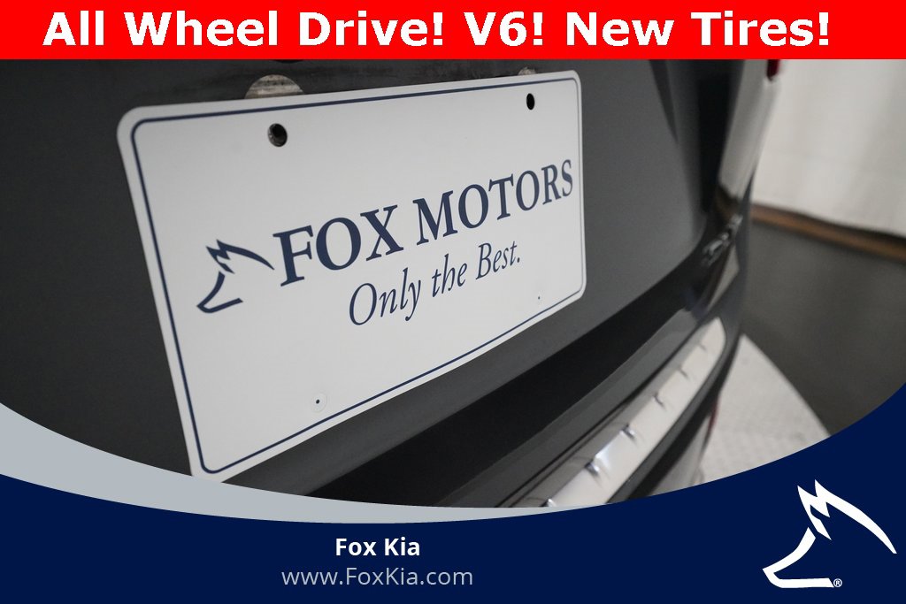 Used 2017 Kia Sorento SX image 38