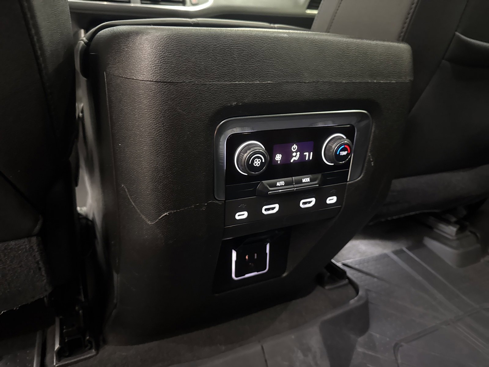 Used 2021 Chevrolet Tahoe Z71 w/ Rear Media and Nav Package image 26