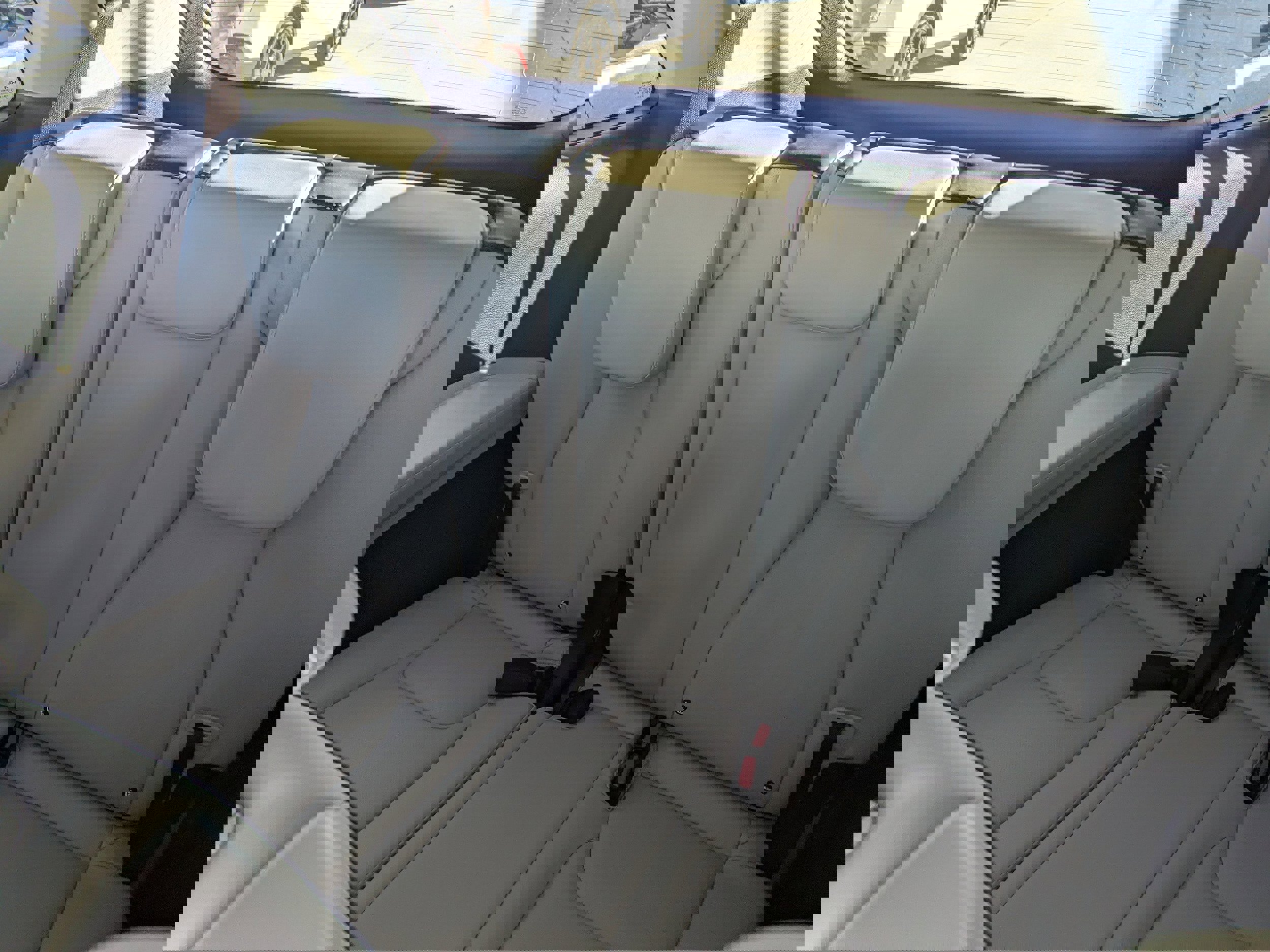 New 2026 Kia Carnival EX image 5