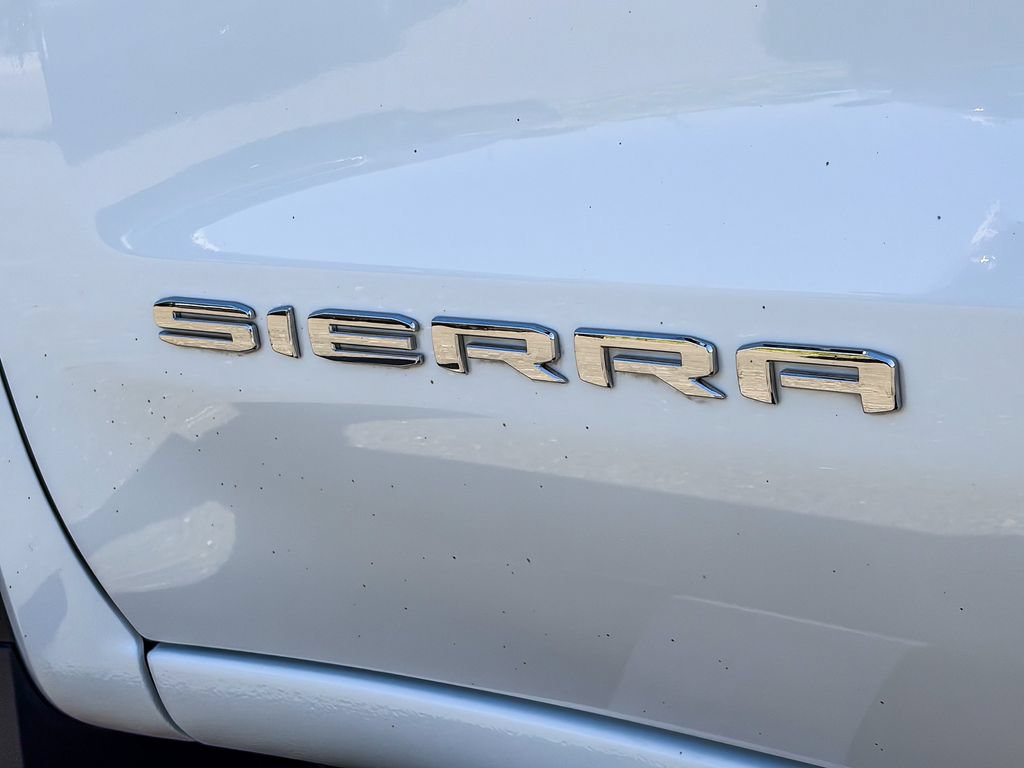 Used 2024 GMC Sierra 1500 SLT w/ SLT Premium Plus Package AWD/4WD image 13