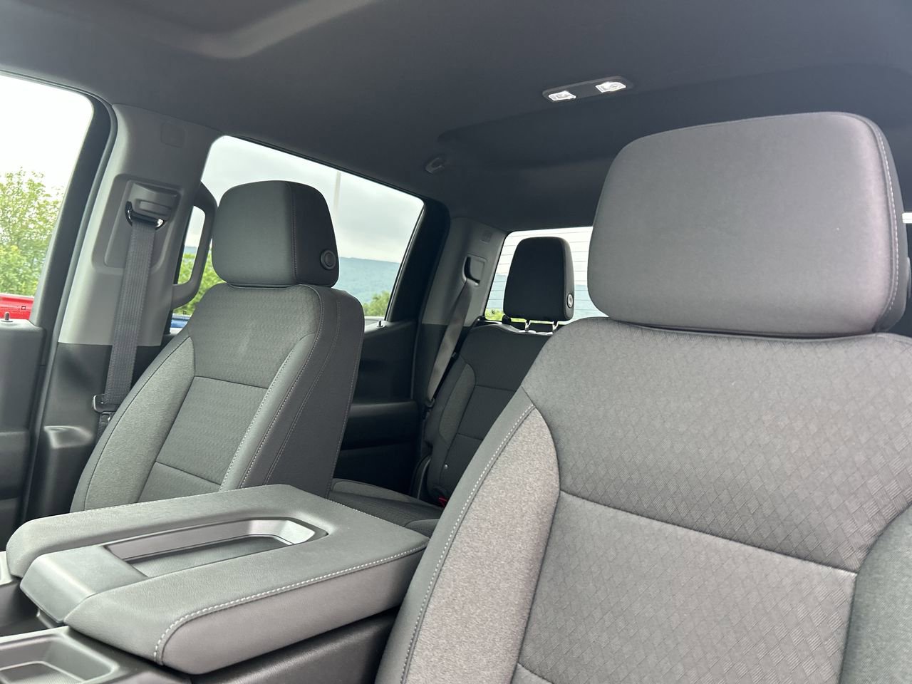 New 2026 Chevrolet Silverado 1500 Custom w/ Rally Edition image 23
