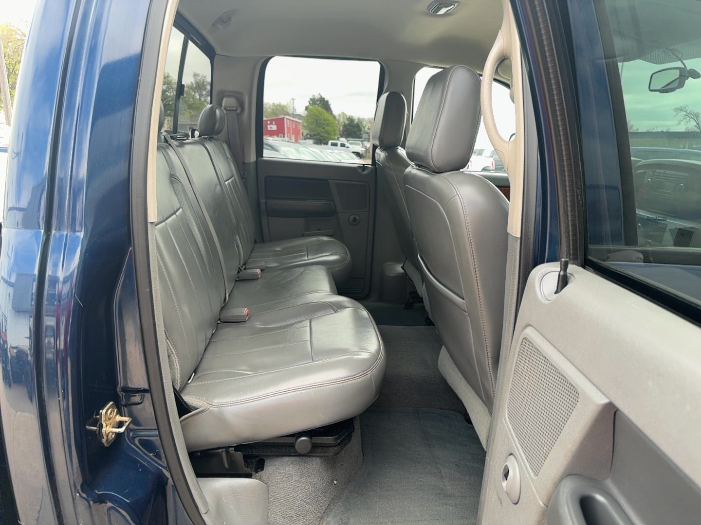 Used 2006 Dodge Ram 2500 Truck Laramie AWD/4WD image 22