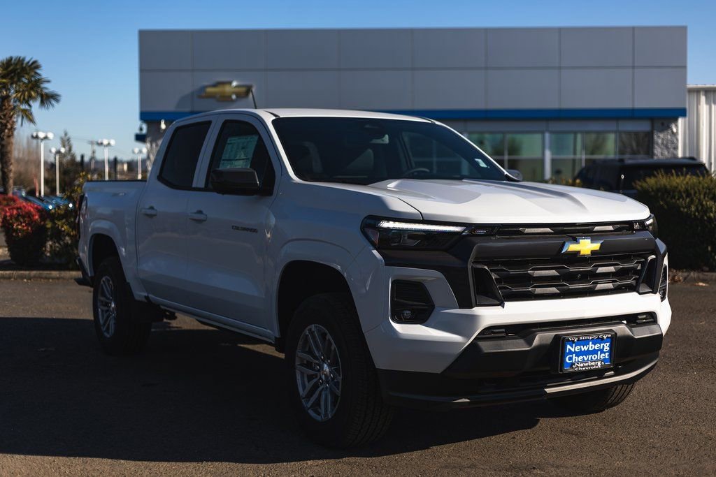 New 2025 Chevrolet Colorado LT w/ LT Convenience Package image 7