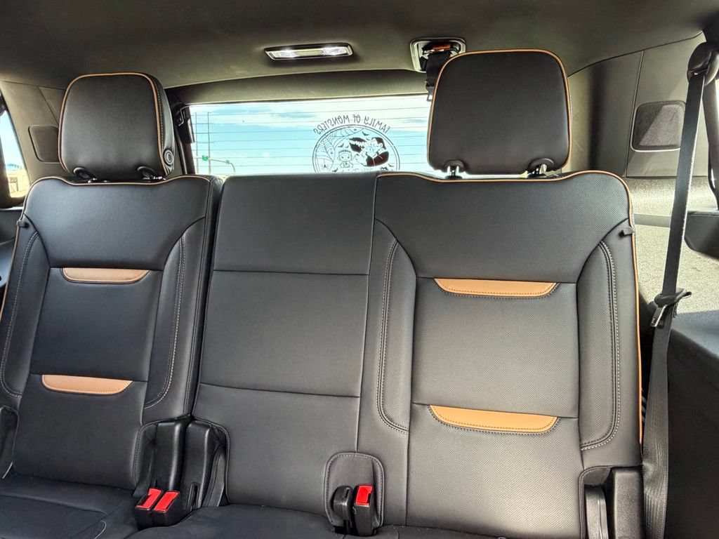 Used 2021 GMC Yukon AT4 w/ AT4 Premium Plus Package AWD/4WD image 14
