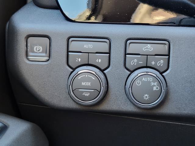 New 2026 Chevrolet Silverado 1500 LT AWD/4WD image 14