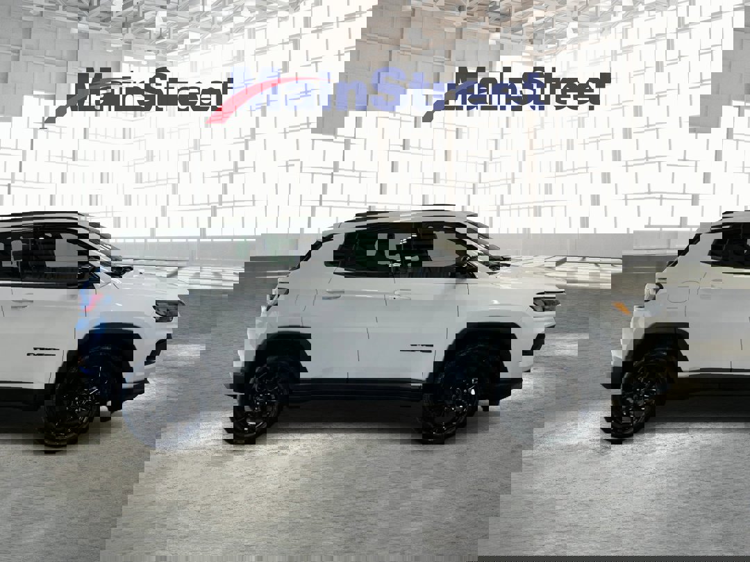 New 2026 Jeep Compass Latitude image 6