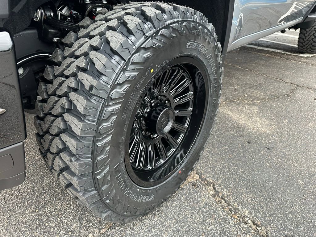 New 2026 Chevrolet Silverado 2500 Custom w/ Custom Value Package image 9