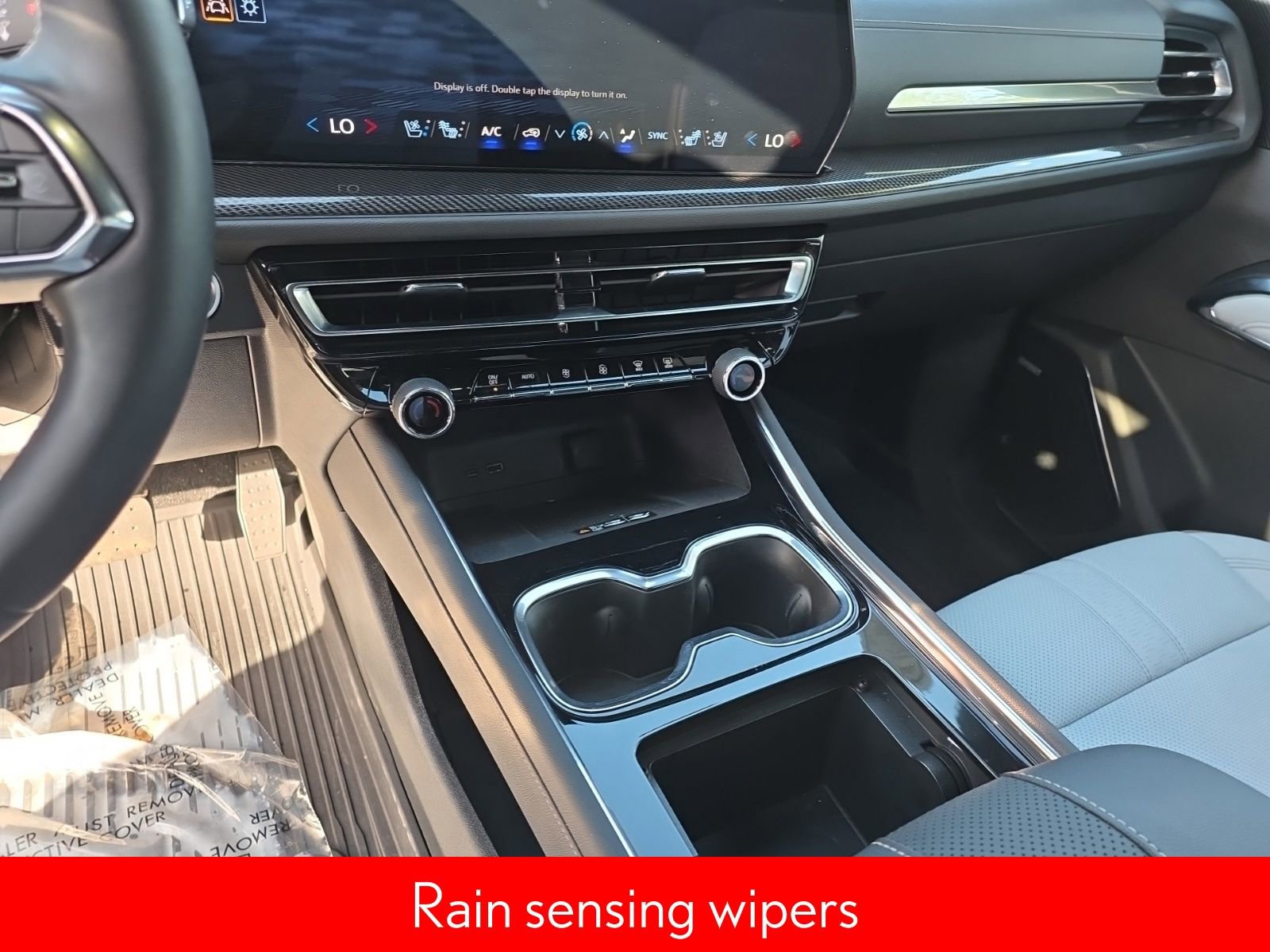 Used 2025 Chevrolet Traverse High Country w/ LPO, Floor Liner Package image 17