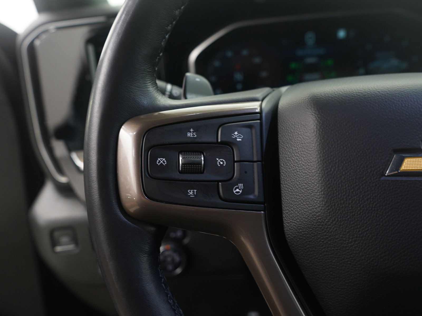 Used 2023 Chevrolet Silverado 1500 High Country AWD/4WD image 19