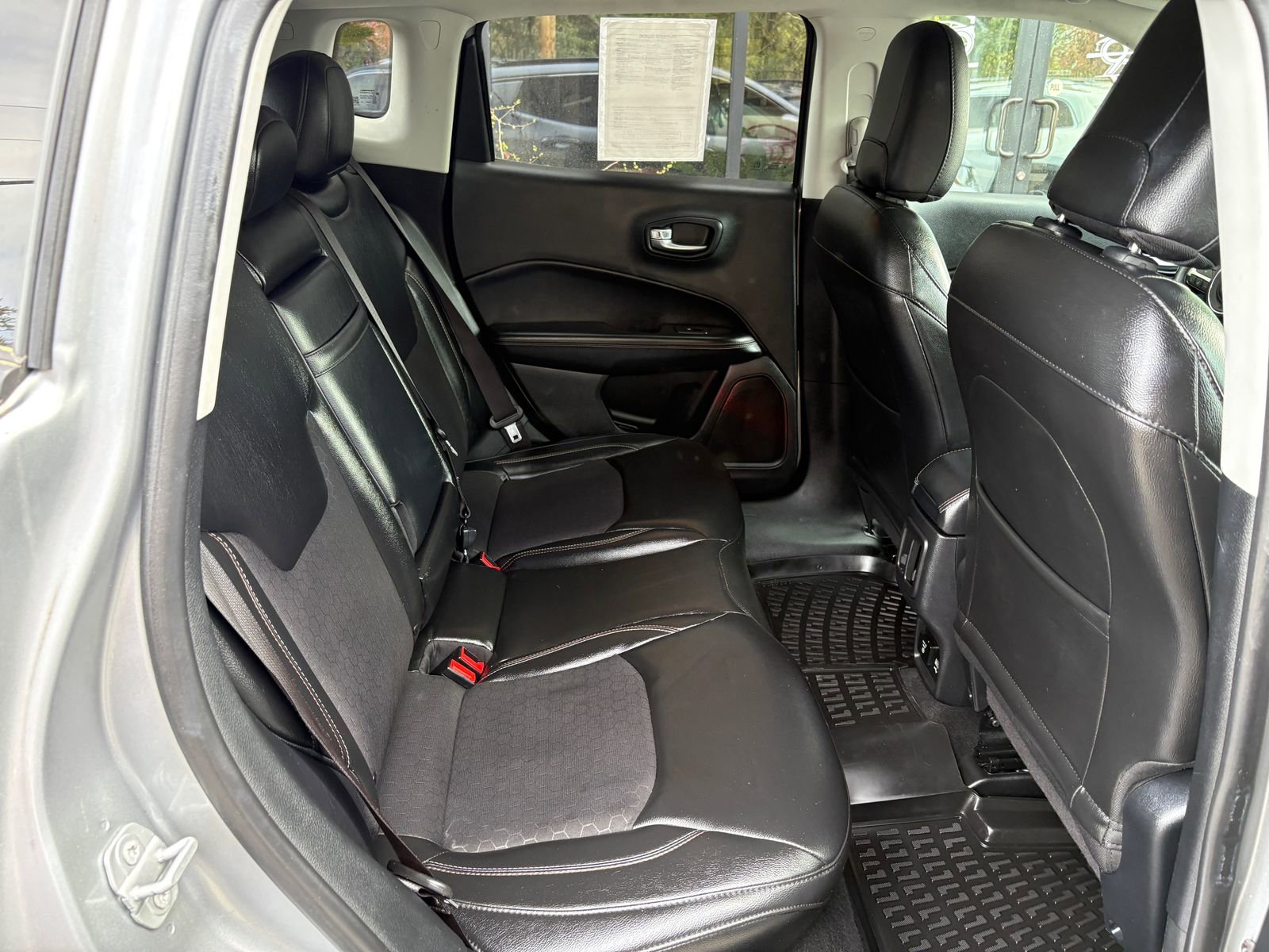 Used 2018 Jeep Compass Latitude w/ Popular Equipment Group image 20