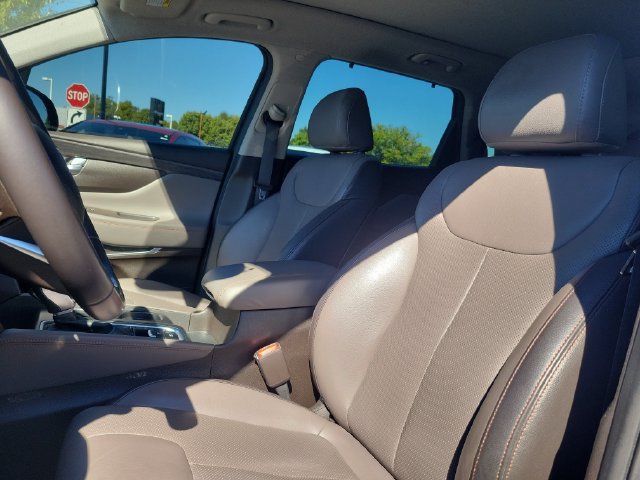 Used 2019 Hyundai Santa Fe Limited FWD image 12