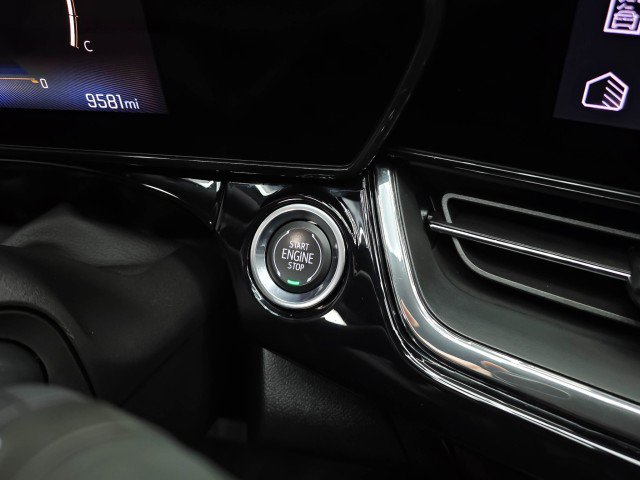 Used 2025 Chevrolet Trax RS w/ Driver Confidence Package FWD image 23