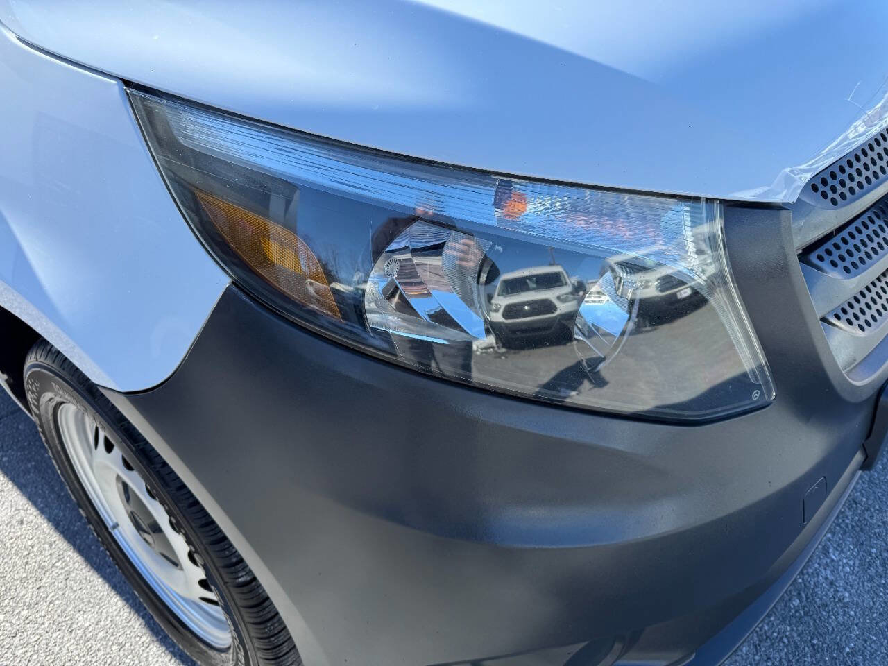 Used 2020 Mercedes-Benz Metris w/ Safety Package image 40