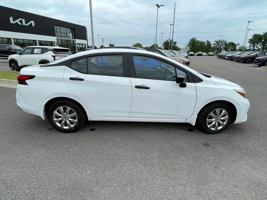 Used 2025 Nissan Versa S w/ Trunk Package FWD image 8