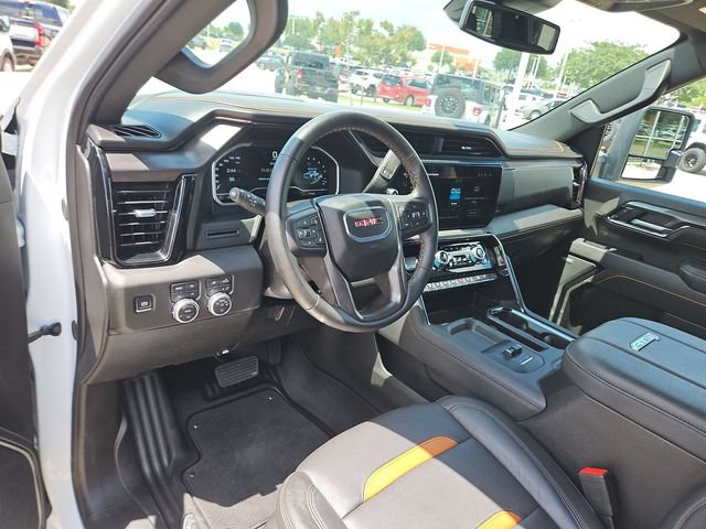 Used 2025 GMC Sierra 2500 AT4 AWD/4WD image 10