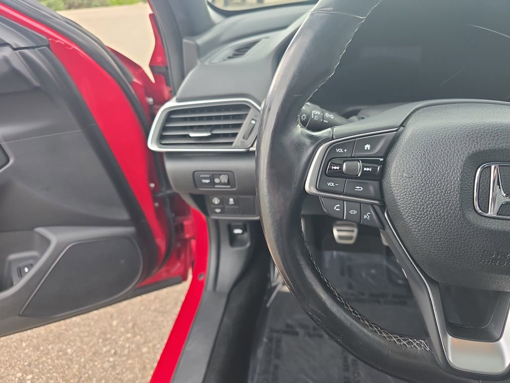 Used 2018 Honda Accord Sport image 16