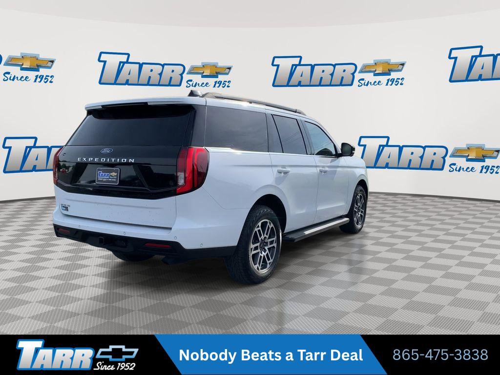 Used 2025 Ford Expedition Active AWD/4WD image 8