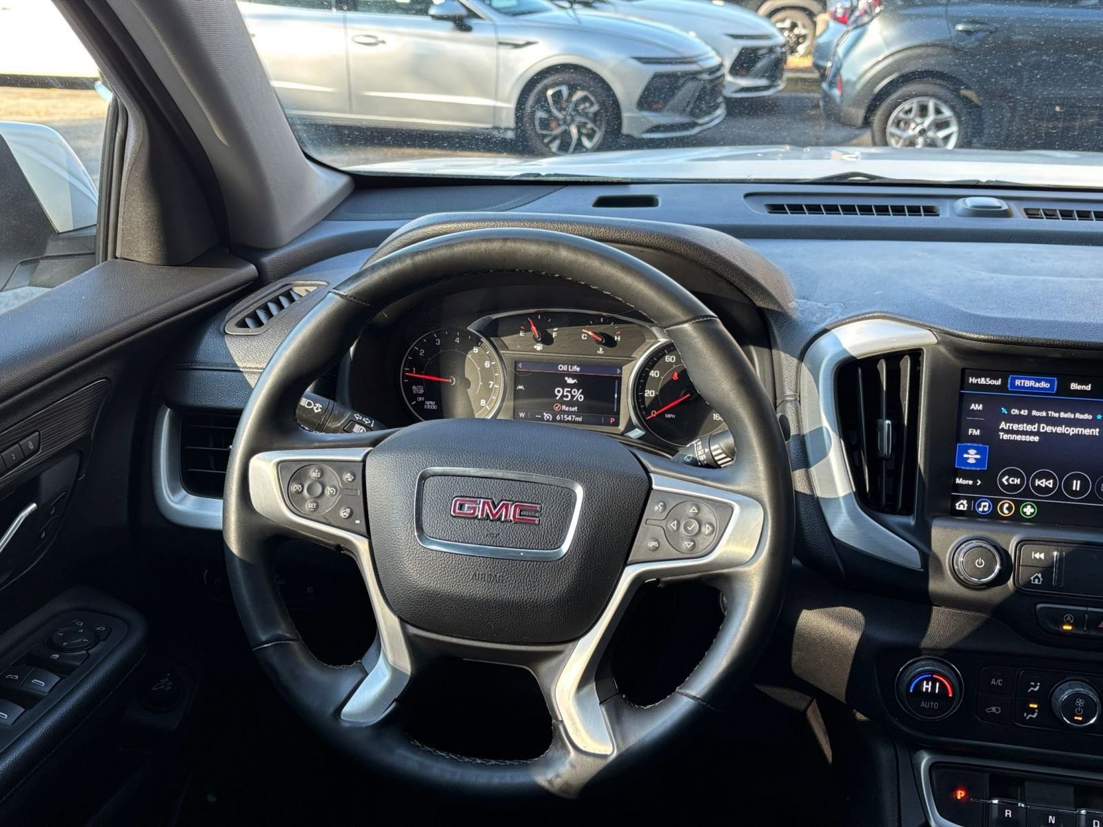 Used 2024 GMC Terrain SLT image 36