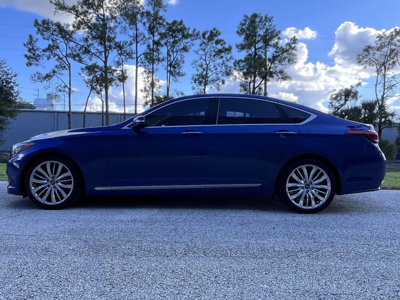 Used 2017 Genesis G80 5.0 Ultimate RWD image 5